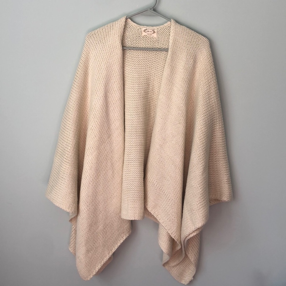 Mia Joy Joyfolie Cream Gold Wrap Kimono